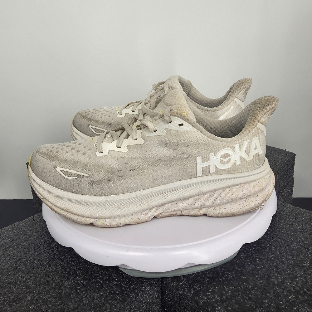 Hoka Clifton 9 Women's 7.5 White Lemonade Speckled Running Shoes 1127896